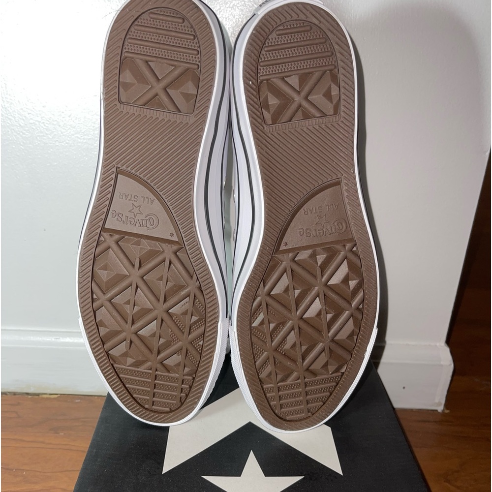 CONVERSE WHITE/GOLD POLKA DOTS - Picture 5 of 7
